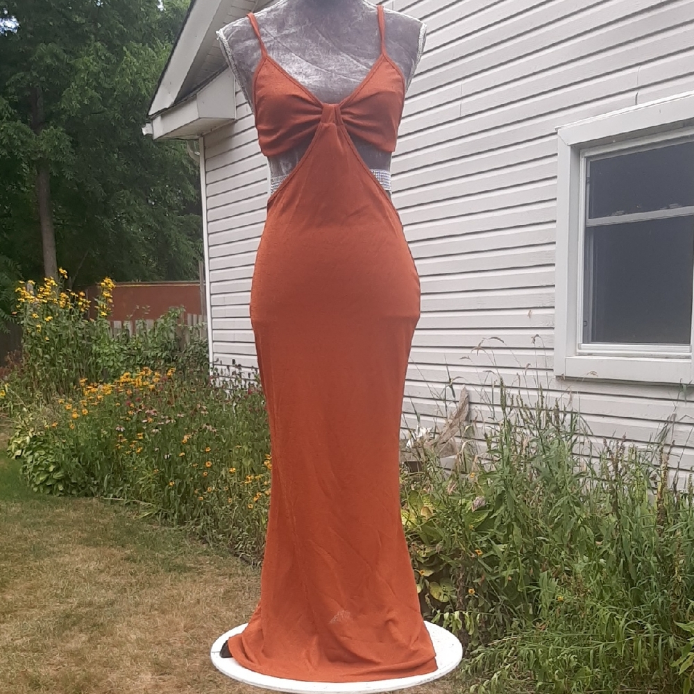 Hot🔥💃Terracotta Backless Maxi Dress Size S/M